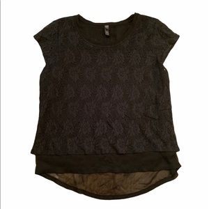 Denver Hayes black floral lace capped sleeve